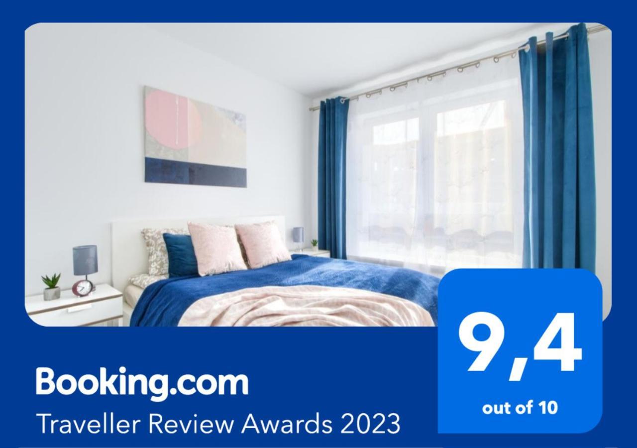 M&R Apartament Airport&Business Deluxe Cybernetyki 17 - Underground Garage - Free Wifi - Netflix - Air Conditioning - Self Check-In, Close By Chopin Airport Warschau Buitenkant foto