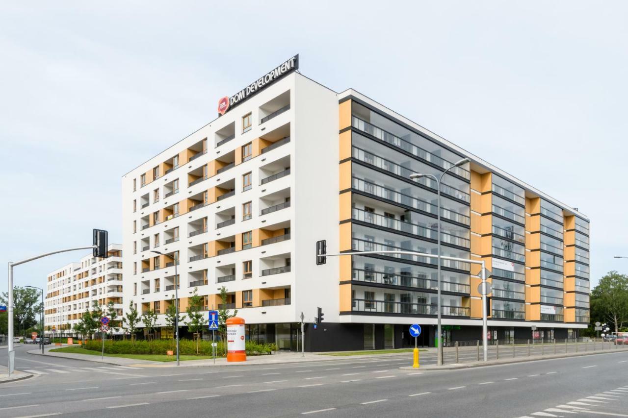 M&R Apartament Airport&Business Deluxe Cybernetyki 17 - Underground Garage - Free Wifi - Netflix - Air Conditioning - Self Check-In, Close By Chopin Airport Warschau Buitenkant foto