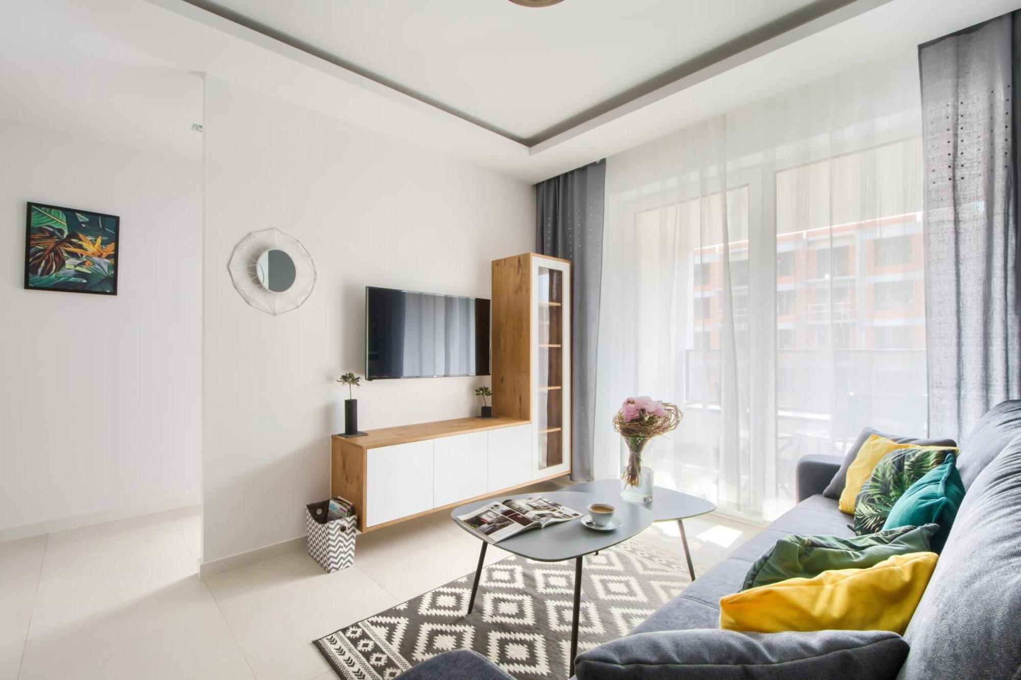 M&R Apartament Airport&Business Deluxe Cybernetyki 17 - Underground Garage - Free Wifi - Netflix - Air Conditioning - Self Check-In, Close By Chopin Airport Warschau Buitenkant foto